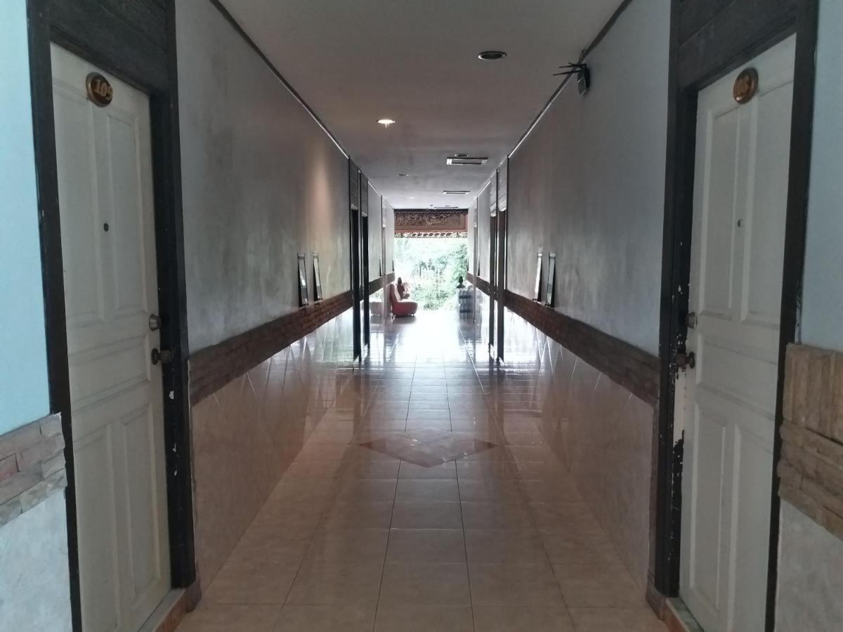 Platinum Place Banguecoque Exterior foto