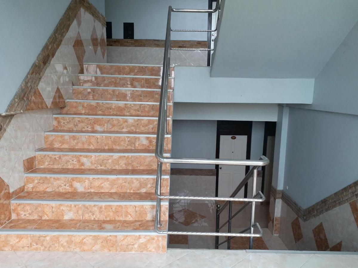 Platinum Place Banguecoque Exterior foto